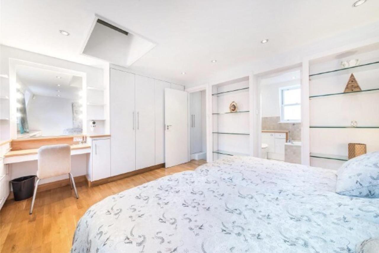 Beautiful Spacious 1BD Flat in Victoria Londra Exterior foto