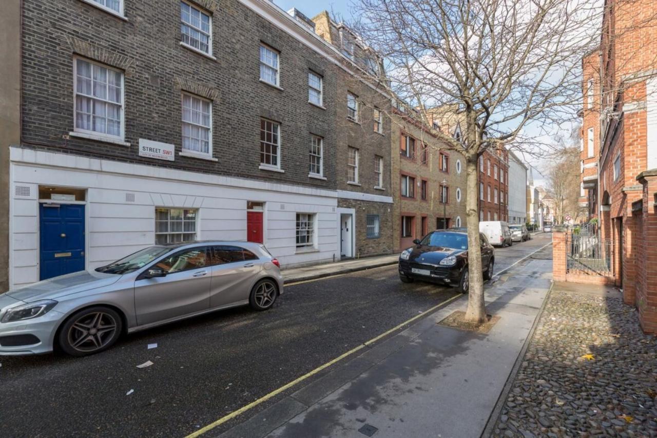 Beautiful Spacious 1BD Flat in Victoria Londra Exterior foto
